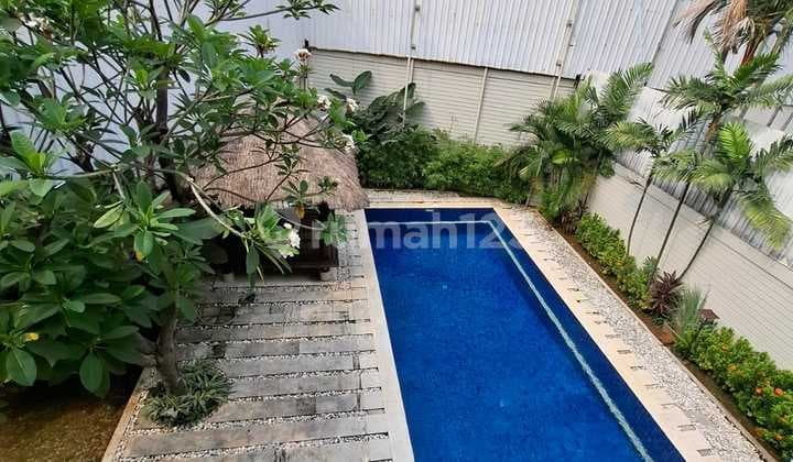 JALAN KAKI KE MRT STATION , 15 MENIT KE CBD AREA