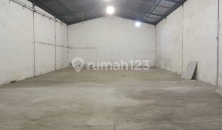 Gudang Siap Pakai Margomulyo Strategis Akses Dekat Tol