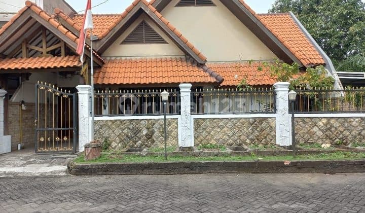 Rumah Medokan Asri Siap Huni Strategis Dekat UPN