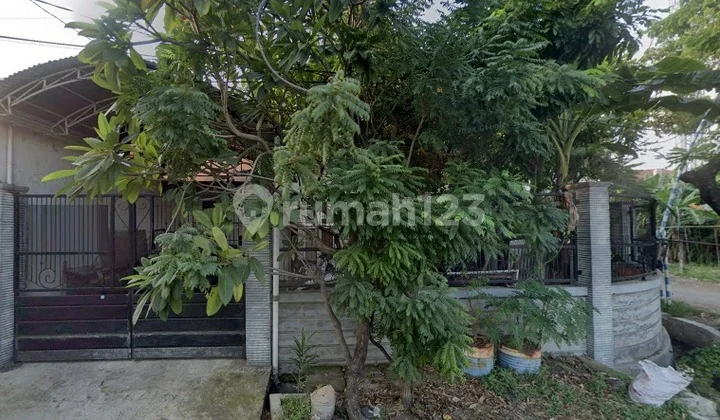 Rumah Hook Medokan Asri Strategis Dekat Upn, Merr Rumah Hook Medokan Asri Strategis Dekat Upn, Merr