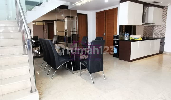 For Sale Royale Springhill Kemayoran Penthouse Duplex Apartment Area 335M2 #Vr1157