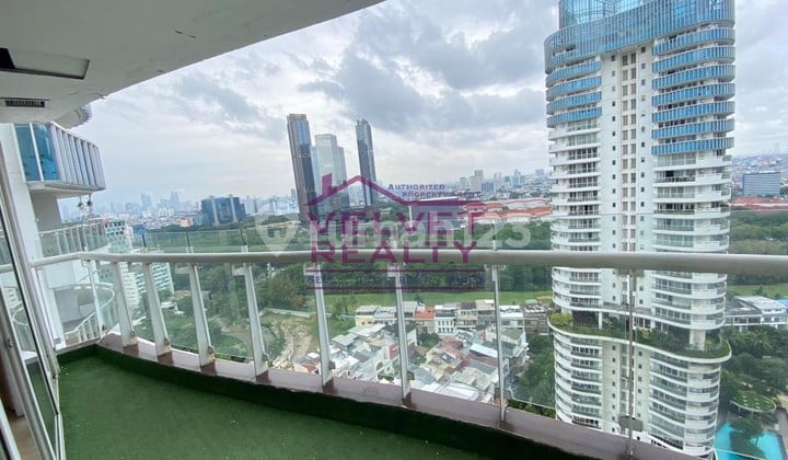Dijual Apartemen Royale Springhill Kemayoran 2+1Br Luas 165M2 #Vr1151
