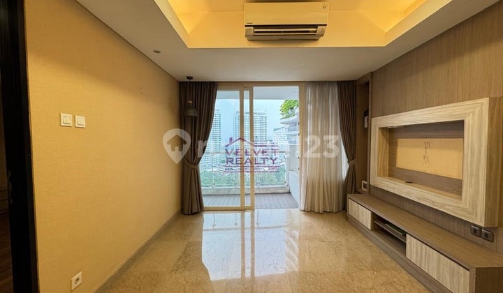 Dijual Apartemen The Royale Springhill Kemayoran 1BR Luas 79m2 VR1091