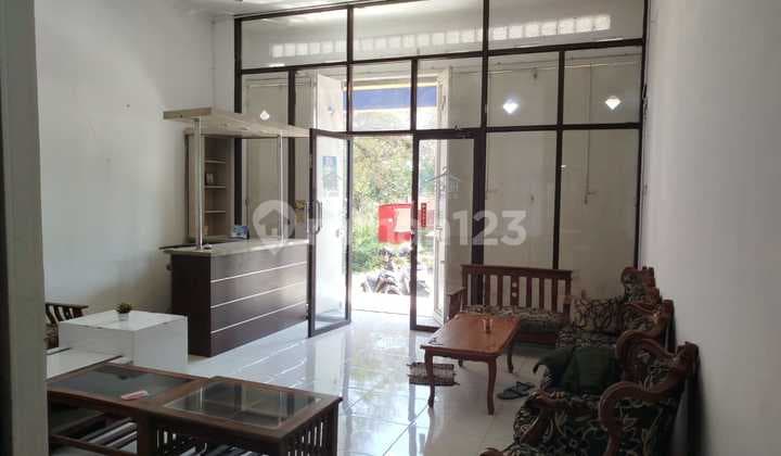 Ruko 2 Lantai Siap Pakai Lokasi Strategis di Ngamprah Bandung