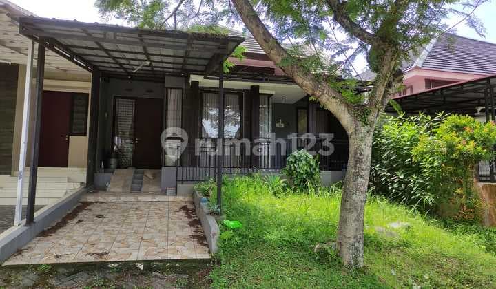 Dijual segera rumah di cluster the breeze sentul city