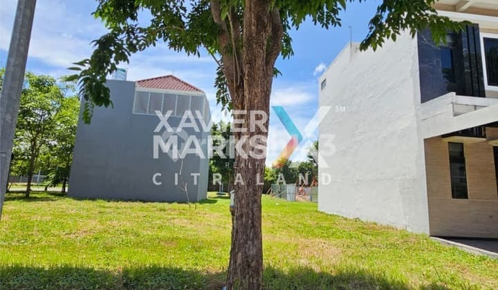 Tanah Grand Pakuwon Dekat Club House, Food Junction