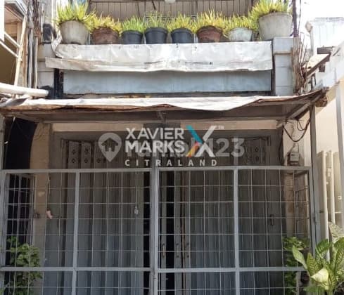 Rumah 2 Lantai di Jalan Embong Malang Komersial Area Pusat Kota