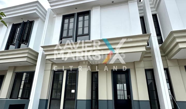 Rumah Baru 2 Lantai HGB Dian Istana, Surabaya
