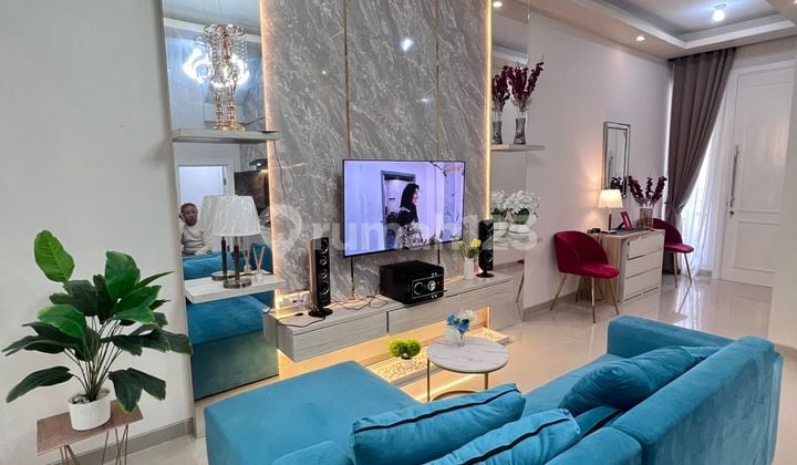 Rumah Mewah Full Furnish Surabaya Timur