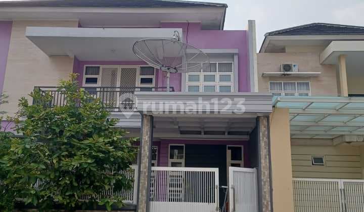 Rumah Bagus di Dharmahusada , Dharma Indah Regency, Surabaya