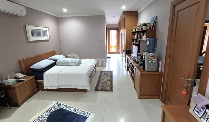 Rumah Bagus Siap Huni di Cipete Selatan