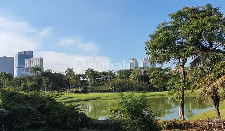 Dijual kavling golf view + danau di Graha Famili , Surabaya Barat