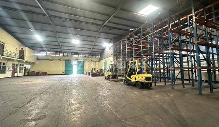 For Sale Spacious, Strategic, Ready-to-Use Warehouse on Jl. Raya Cangkir, Driyorejo