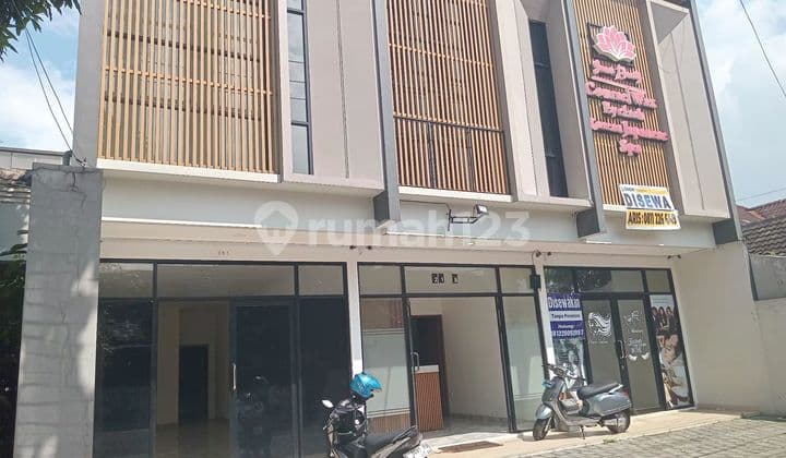 Disewakan Ruko 2Lantai di Jalan Subang Antapani