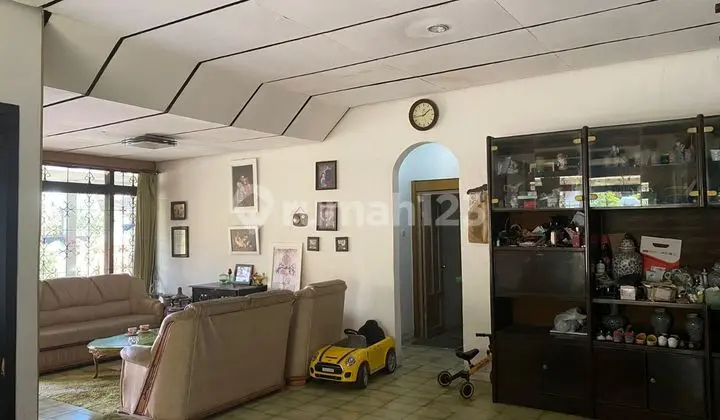Rumah Hanya Hitung Tanah Luas 350 Dikomplek Parakan Batununggal