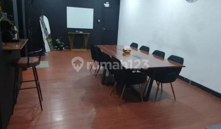 Rumah Strategis di Sayap Riau Anggrek Luas 199