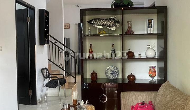 Rumah Sutorejo Prima Full Furnished Mulyosari Pakuwon City Araya Babatan Pantai Manyar