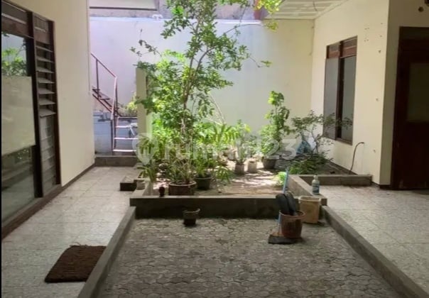 Rumah Manyar Kartika Tompotika Dharmahusada Kertajaya Pakuwon City Klampis Wisma Mukti