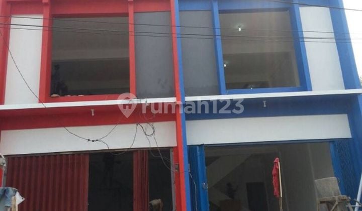 For Rent: 3-Storey Ruko Raya Menganti in Lidah Kulon Lakarsantri, Near Greenlake Citraland