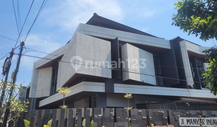 Jual Rumah Baru Manyar Minimalis Surabaya Timur Semi Furnish Mewah