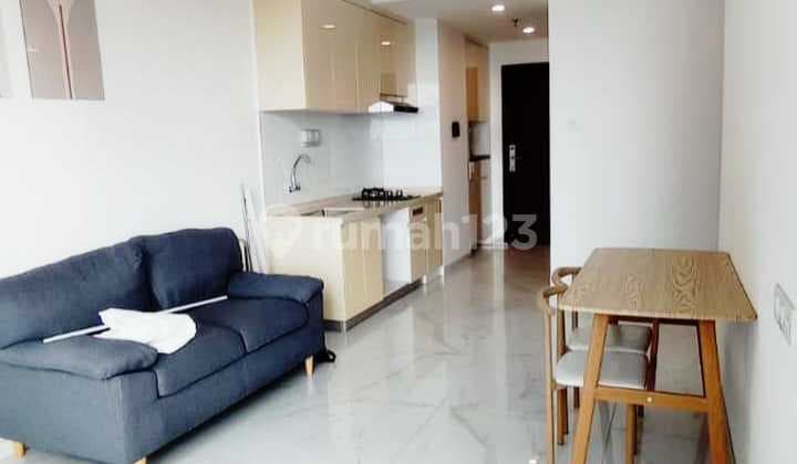 Sky House BSD 2Br Full Furnished - City View & Selangkah ke Aeon Mall