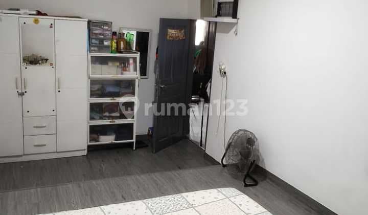 Dijual Rumah 1½ Lantai SHM Duri Kepa Kedoya Jakarta Barat - Lokasi Pusat Kota, bisa Nego
