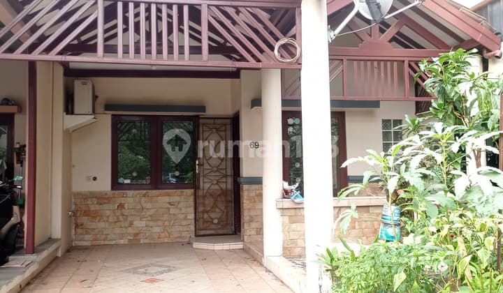 Rumah 1,5 Lantai di Sutera Kirana Dekat Mall Living World Alsut
