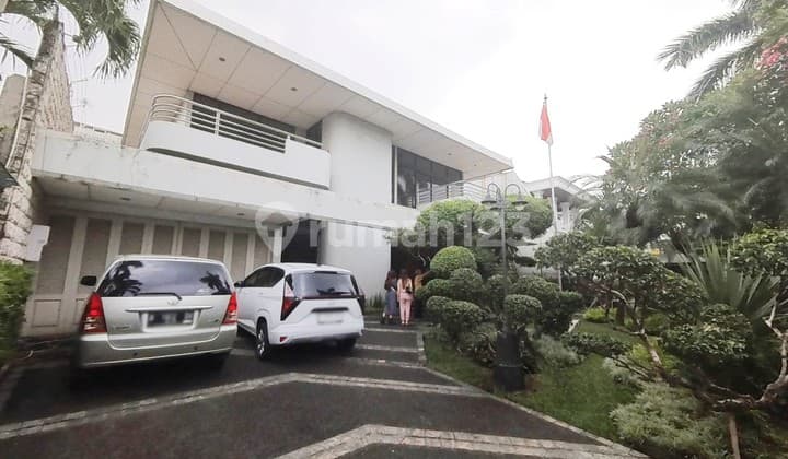 Rumah Pondok Indah, jalan raya, jakarta selatan