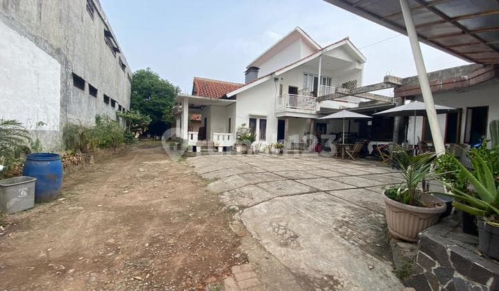 Dijual Rumah Lokasi Strategis Cocok Untuk Kostan atau hotel Di Sayap Peta Bandung