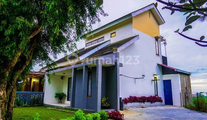 For Sale Ready-to-Live Furnished House In Ciuyah Padaasih Cisarua