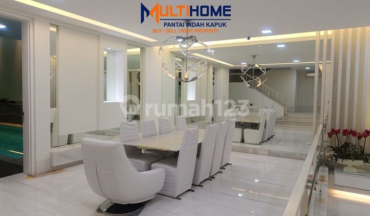 Luxury House in PIK, 450 sqm, Lake View