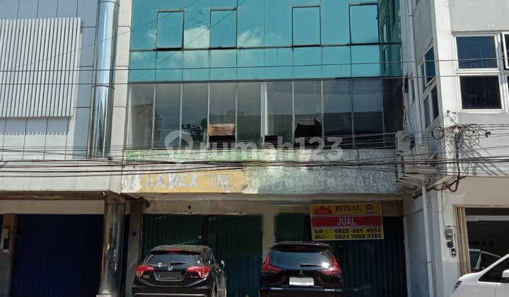 Dijual Ruko Lokasi Strategis Di Jl. Mt. Haryono Jl. Stadion Utama