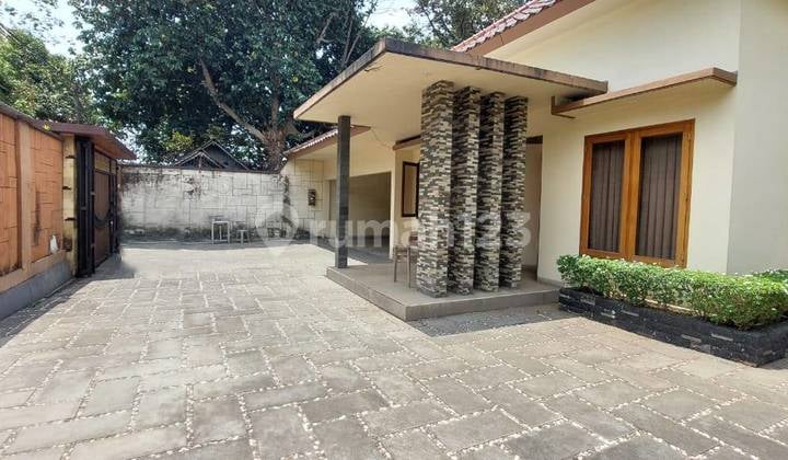 Dijual Rumah Mewah Lokasi Strategis di Sidomukti Salatiga