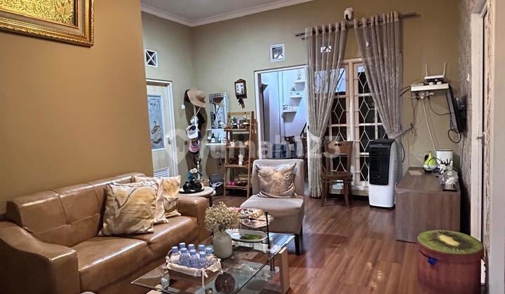 Dijual Rumah Semi Furnish di Perum Griya Medoho Semarang