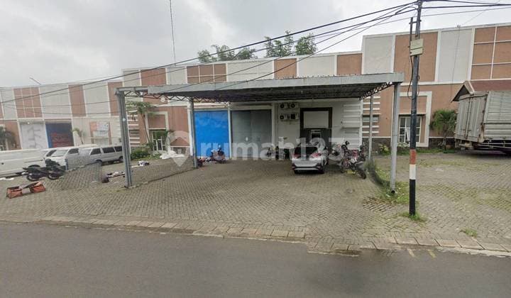 Gudang Lokasi Strategis di Jl. Yonkav Singosari Malang