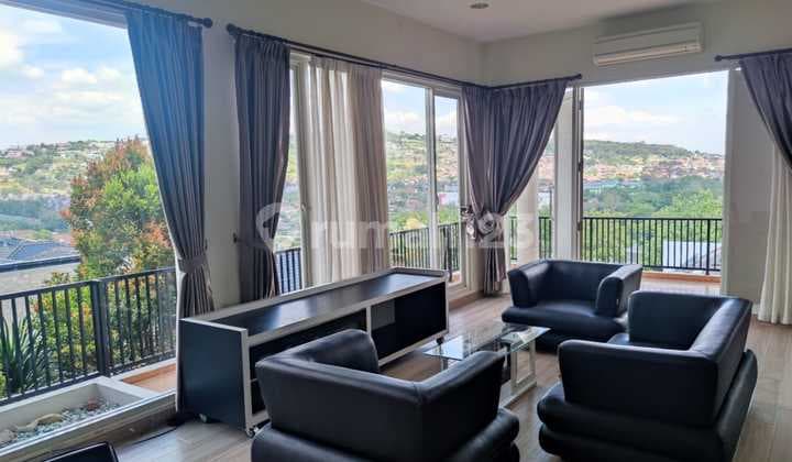 Disewakan Rumah Mewah Full Furnished Lokasi Panorama Semarang