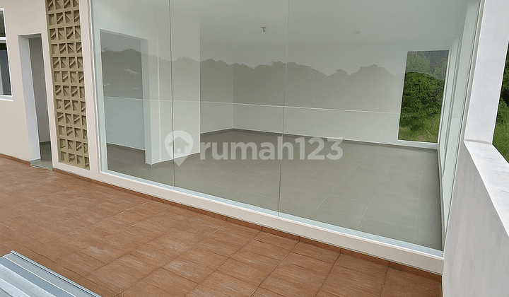 Dijual Rumah kos 4 Lantai Lokasi Strategis Di Jl. Borobudur Timur Semarang