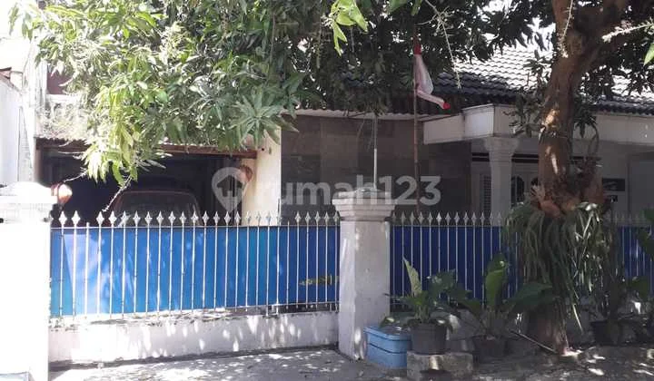 Dijual Rumah Lokasi Tengah Kota di Jl. Fajar Indah Solo Dijual Rumah Lokasi Tengah Kota di Jl. Fajar Indah Solo