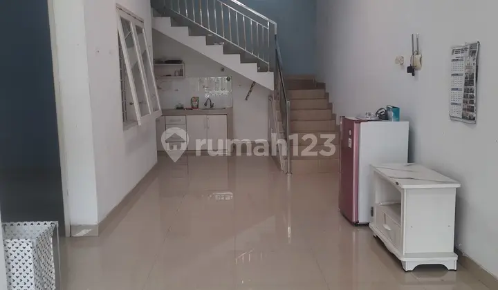 Di Jual Rumah 2Lantai Siap Huni di Grand Wisata