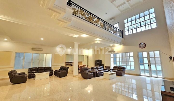 Rumah Mewah di Sutra Buana Alam Sutra