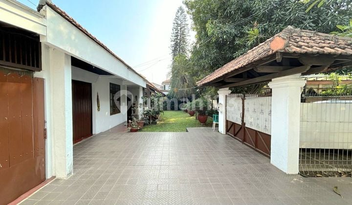 Hitung Tanah Pinggir Jalan Raya Kebon Jeruk Jakarta Barat