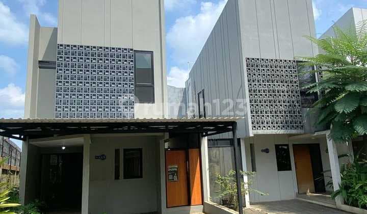 Dijual Rumah 2 Lantai, Cluster di Area Ciater Bs SHM