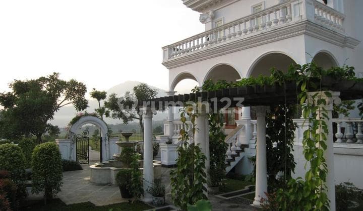 House for sale in Sentul City.