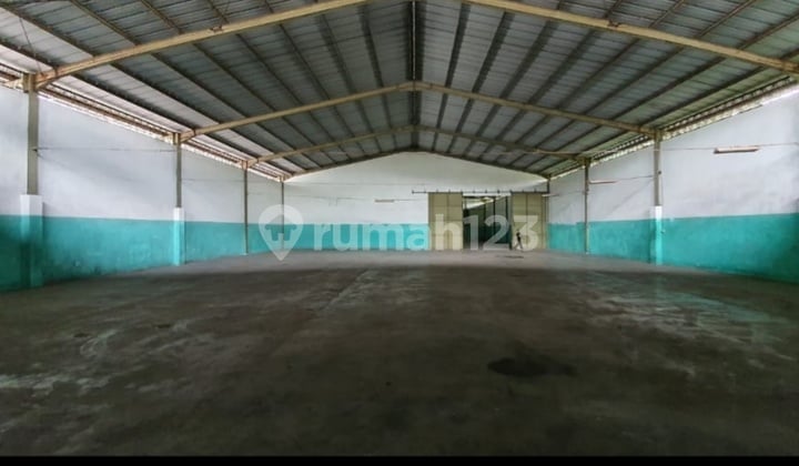 For Sale / Warehouse for Rent in Cikupamas Area