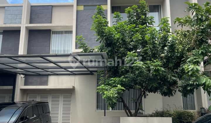 Rumah Mozart Gading Serpong Symphonia hadap Selatan