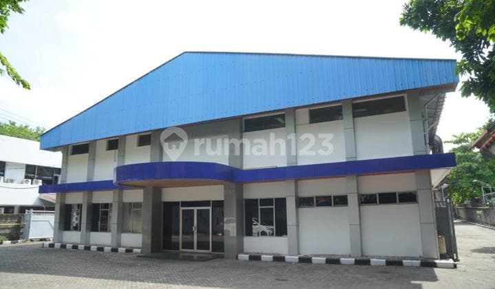 EX PABRIK FARMASI di kawasan Industri SIER Rungkut