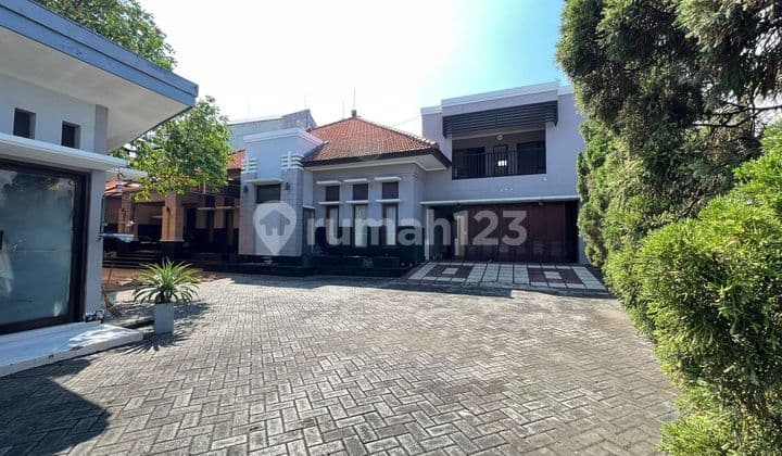 Dijual Rumah Luas Cantik & Cozy di Kutisari Utara