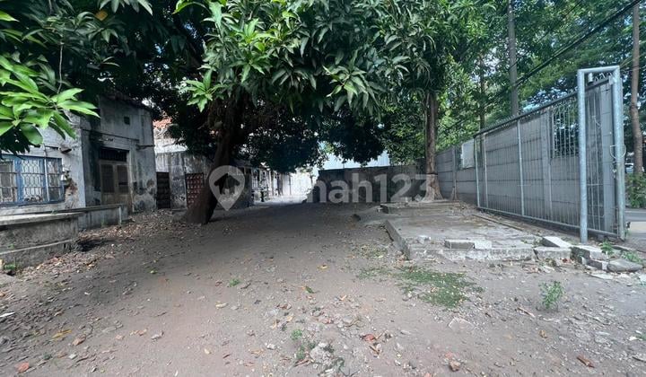 JUAL BANGUNAN LAMA HITUNG TANAH 0 Jl. DIPONEGORO SURABAYA PUSAT
