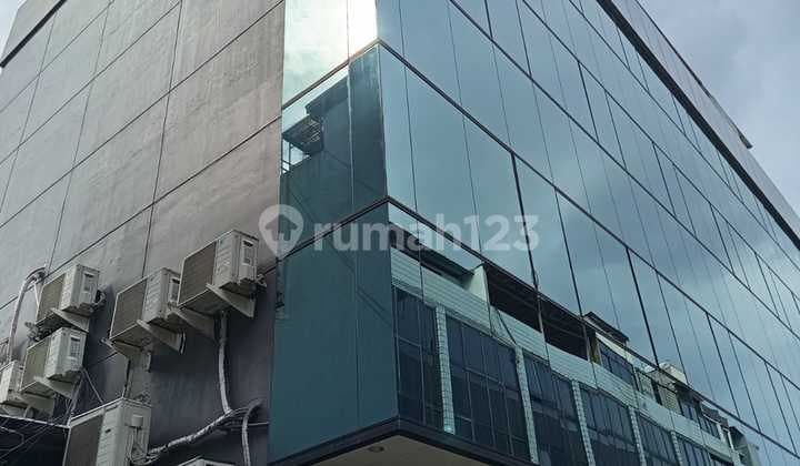 Gedung 5 Lantai, Dekat Istana Negara, Daerah Gambir Jakarta Pusat