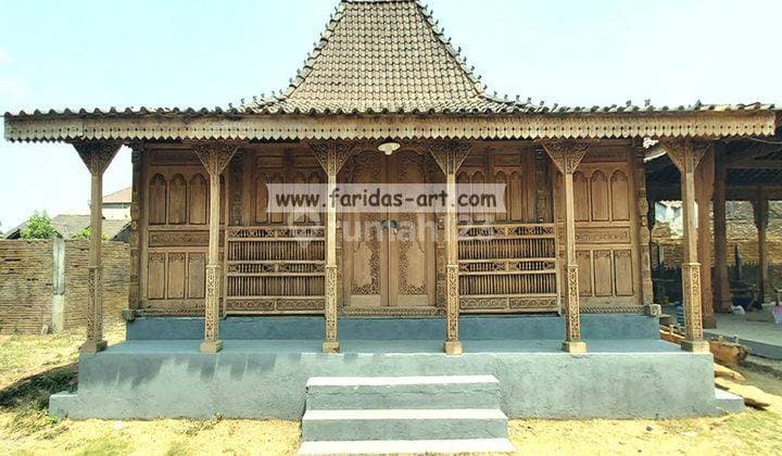 Rumah Joglo Kudusan, Soko 20 Tumpangsari Gebyok Ukiran 3 D Langka